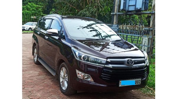 Toyota Innova Crysta GX